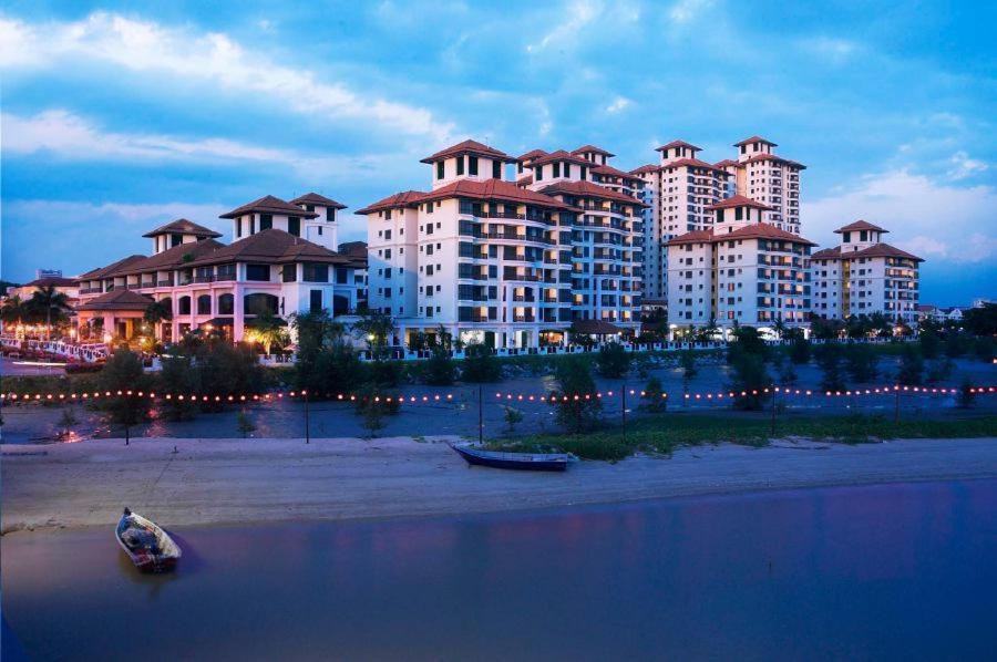 Alza Mahkota Hotel Melaka Exterior photo